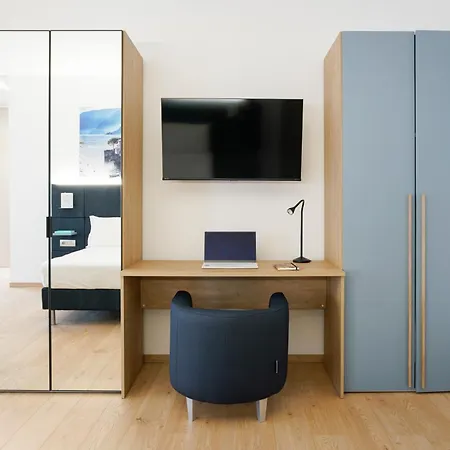 Suites&more 3*